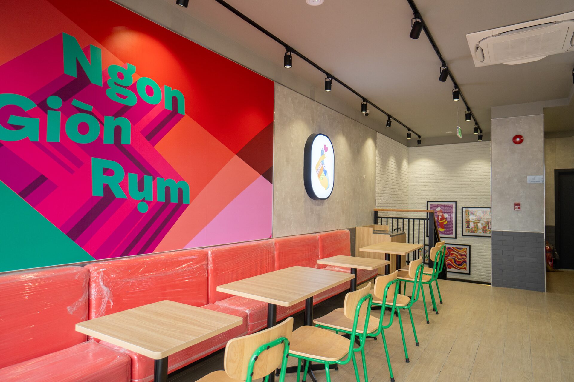 Jollibee Thống Nhất
